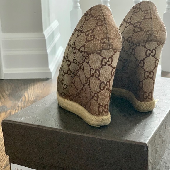 GUCCI Canvas peep toe wedge - Picture 3 of 4